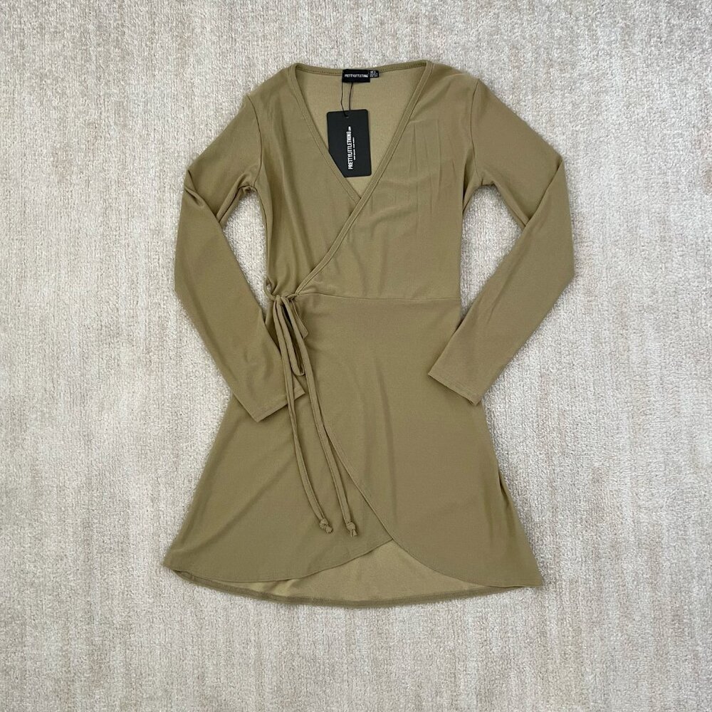 3 for $6 NWT PrettyLittleThing Long Sleeve Faux Wrap Mini Dress 2 Cocktail